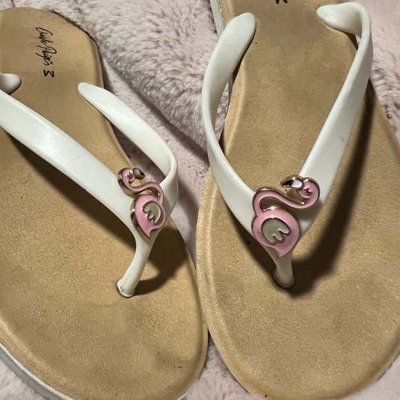 Barely worn pale pink flamingo sandals. - Picture 2 of 5